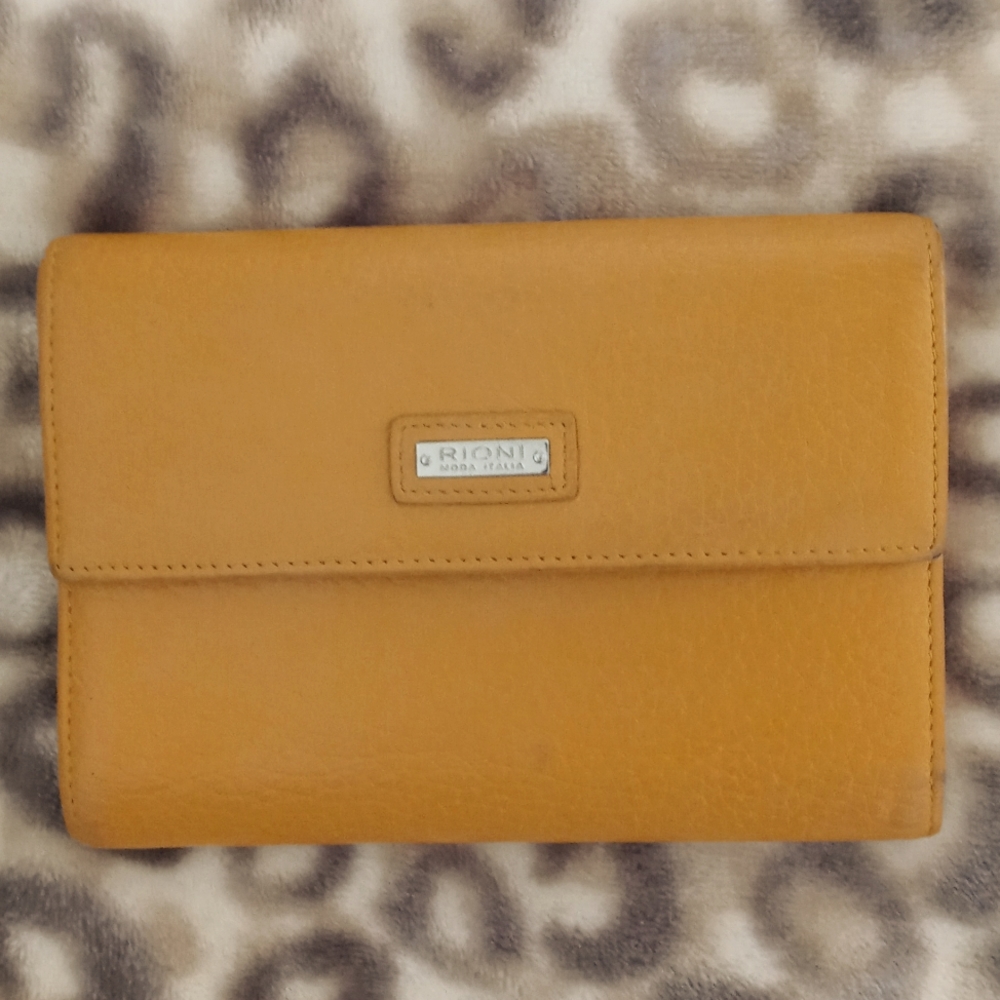 Rioni Leather Wallet
